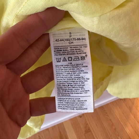 Banana Republic Yellow Baby Doll Top (Small) - Picture 4 of 4